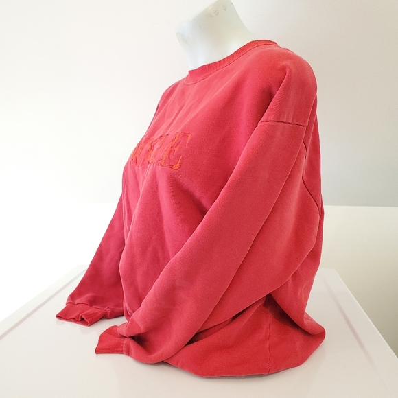 Vogue Printed Sweater - Picture 2 of 4